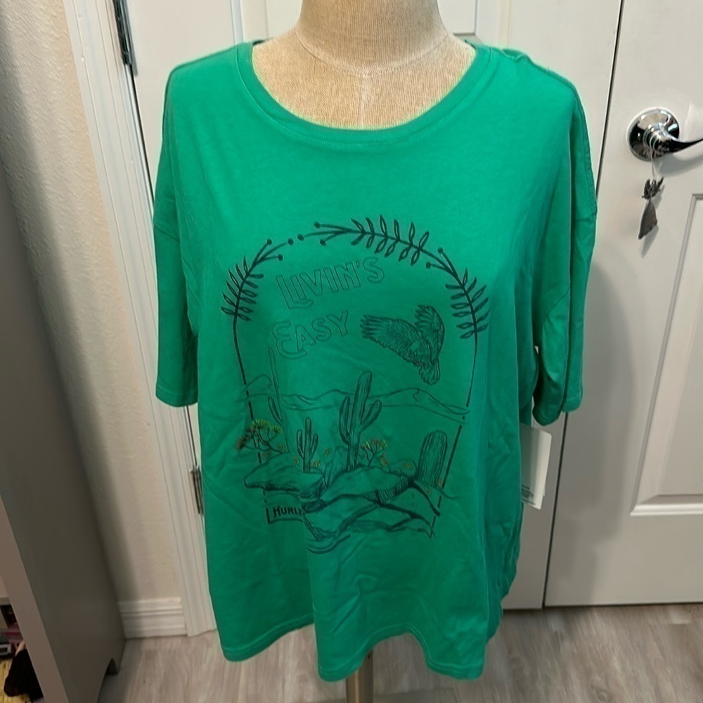 HURLEY WOMENS LIVINS EASY CACTUS EAGLE TEE SZ M CASUAL EVERYDAY OVERSIZED